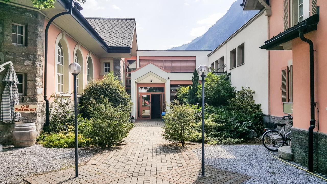 Hotel Les Berges Chippis Экстерьер фото
