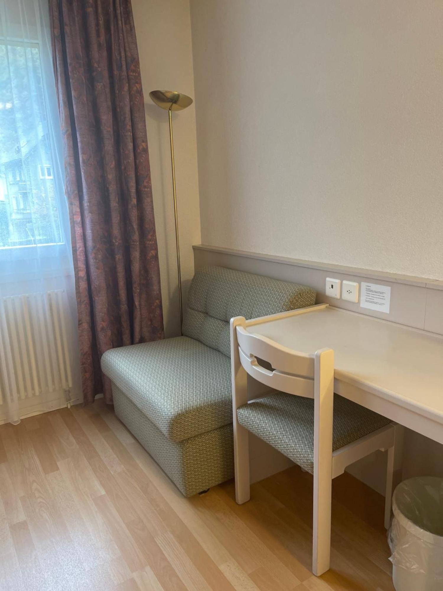 Hotel Les Berges Chippis Экстерьер фото